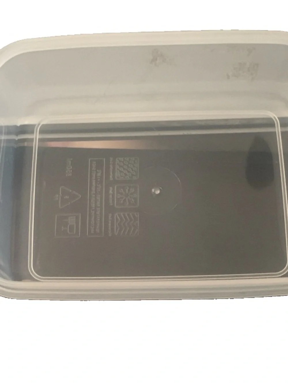 Pre Owned Nicole Miller New York BPA Free Small Storage Container